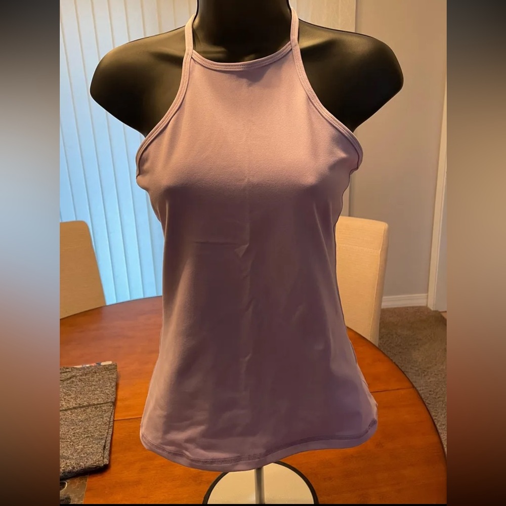 Buff bunny tank, new with out tags